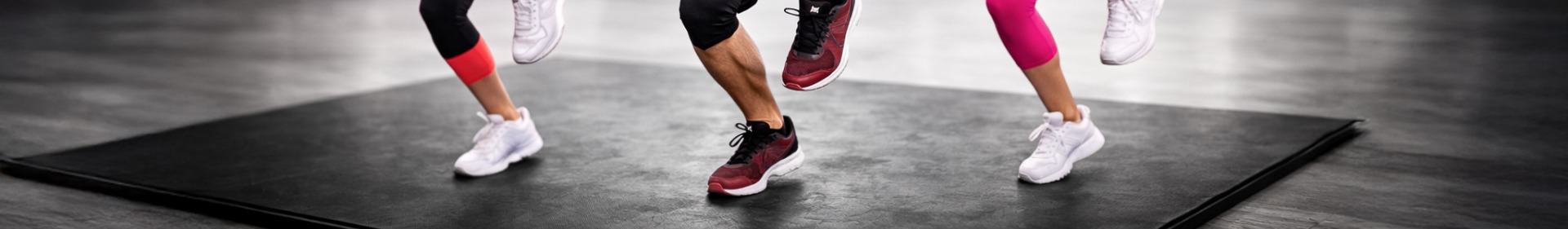 Ausschnitt des Fotos : Zumba tanzende Beine als Simmungsbild verwendet